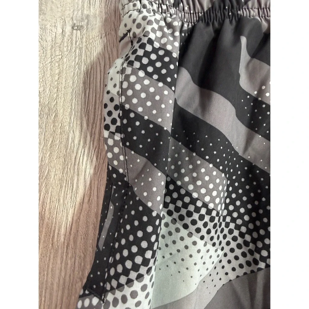 Nike Mens Swim Volley Shorts Grey Black Geometric Dot NESS8422 Size Small